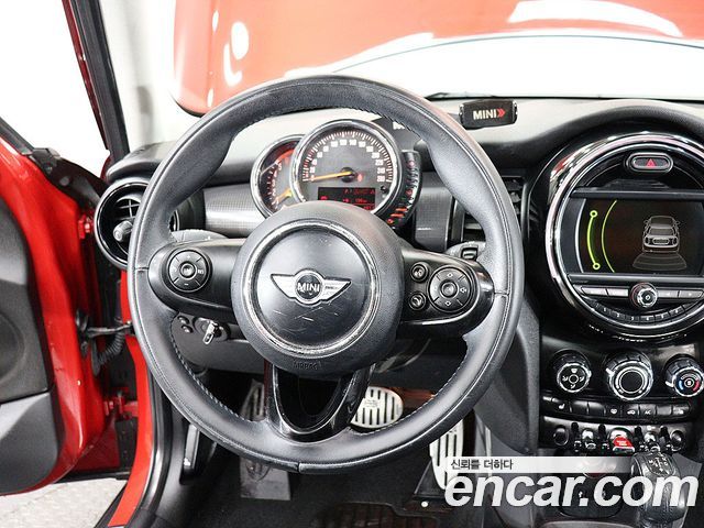 MINI Cooper D 5Door Mid 3rd 2015 — фото 21