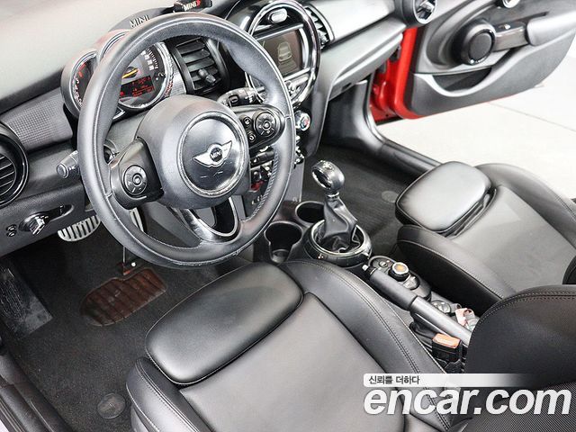 MINI Cooper D 5Door Mid 3rd 2015 — фото 23