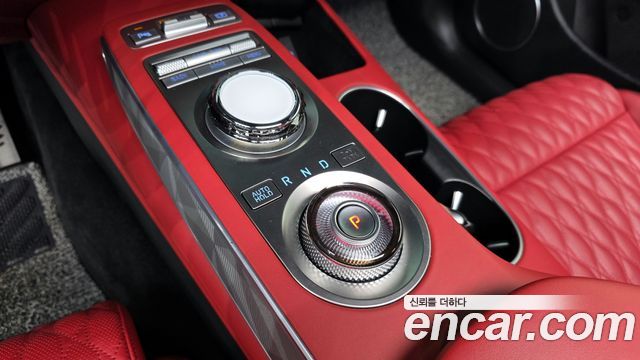 Genesis GV70 2.5T Gasoline AWD 2024 — фото 9