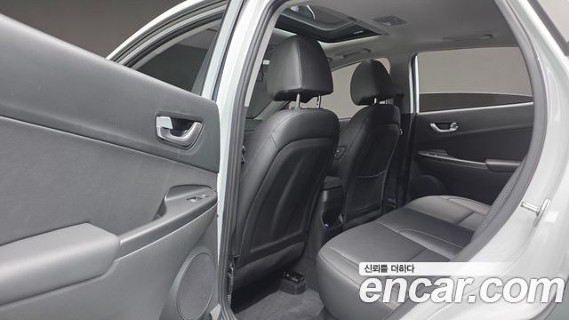 Hyundai Kona Gasoline 1.6 Turbo 4WD Inspiration 2023 — фото 21