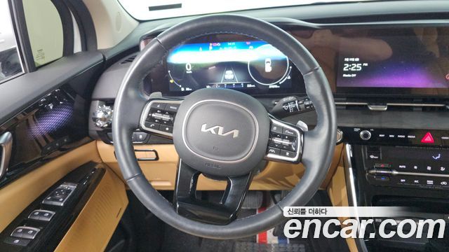 Kia Carnival (IV) Gasoline 9-Seater Signature 2023 — фото 11