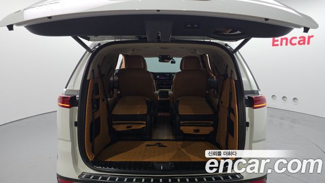 Kia Carnival (IV) Gasoline 9-Seater Signature 2023 — фото 20
