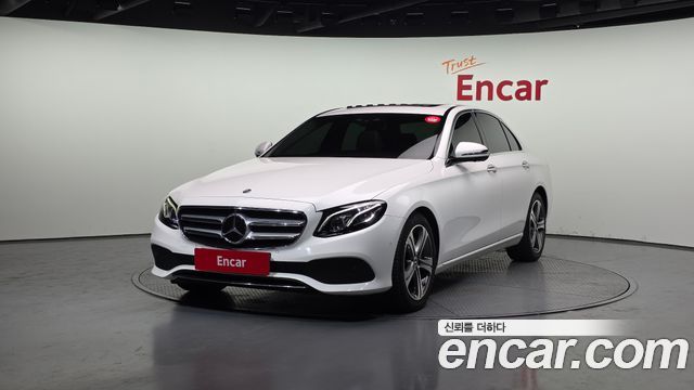 Mercedes-Benz E-Class (W213) E300 Avantgarde 2020 — фото 1