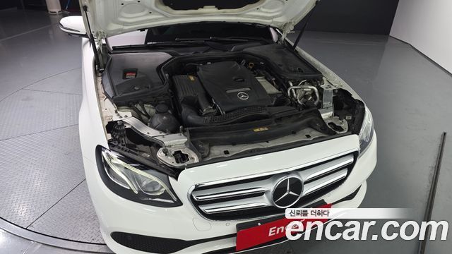Mercedes-Benz E-Class (W213) E300 Avantgarde 2020 — фото 6