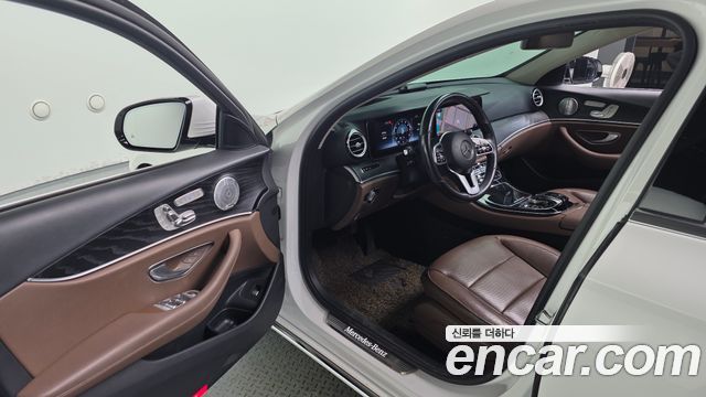 Mercedes-Benz E-Class (W213) E300 Avantgarde 2020 — фото 15