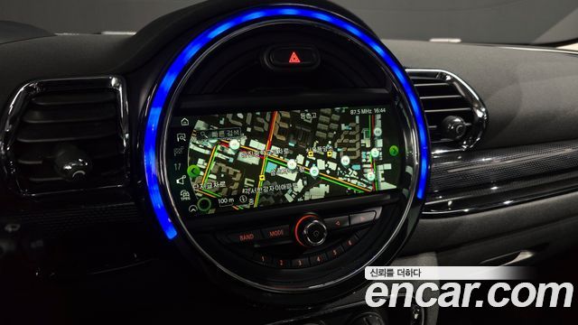 MINI Cooper D Clubman High 2nd 2017 — фото 14