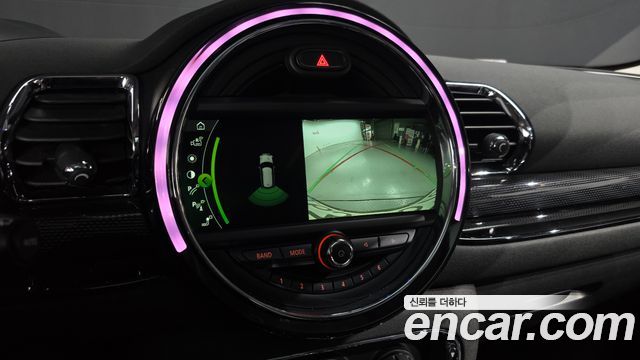MINI Cooper D Clubman High 2nd 2017 — фото 15