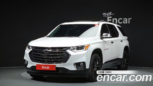 Chevrolet Traverse 3.6 AWD Redline 2021 — фото 1