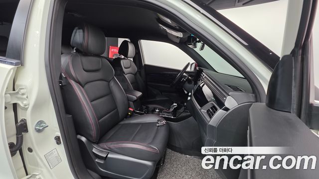 KG Mobility (SsangYong) Beautiful Korando Gasoline 1.5 2WD R-Plus 2022 — фото 10