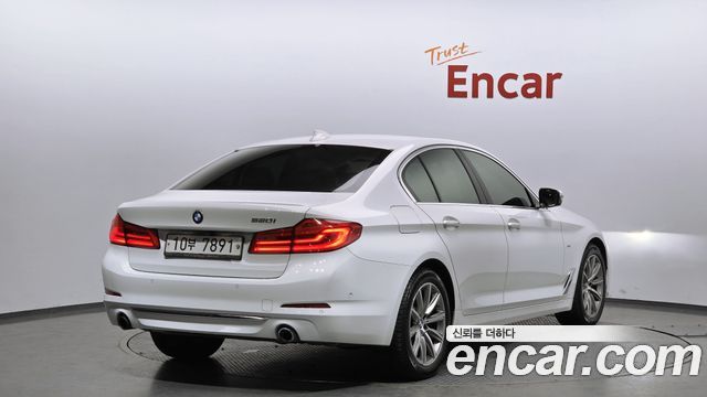 BMW 5 Series (G30) 520i Luxury 2018 — фото 2