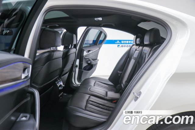 BMW 5 Series (G30) 530i M Sport Package Plus 2018 — фото 10