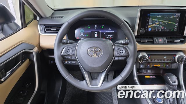 Toyota RAV4 (V) 2,5 4WD Hybrid LTD 2024 — фото 13