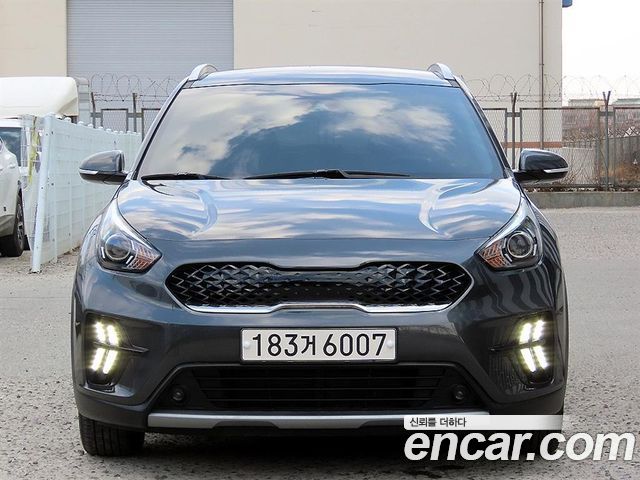 Kia Niro 1.6 HEV Prestige