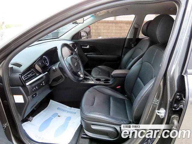 Kia Niro 1.6 HEV Prestige 2022 — фото 5