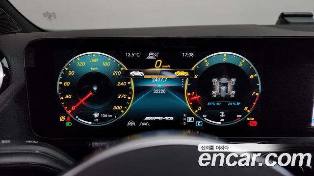 Mercedes-Benz GLA-Class (H247) GLA45 AMG 4MATIC+ 2022 — фото 8