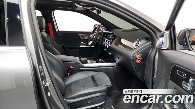 Mercedes-Benz GLA-Class (H247) GLA45 AMG 4MATIC+ 2022 — фото 11