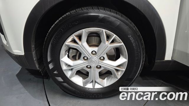 KG Mobility (SsangYong) Very New Tivoli Gasoline 1.5 2WD V1 2022 — фото 5