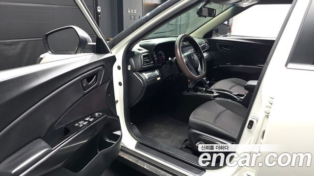 KG Mobility (SsangYong) Very New Tivoli Gasoline 1.5 2WD V1 2022 — фото 10