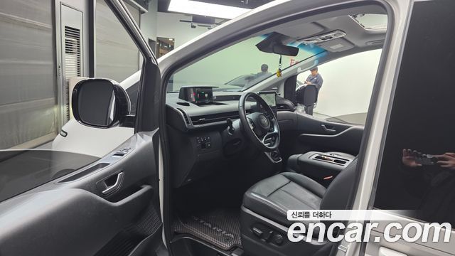 Hyundai Staria Tourer 9-Seater Modern 2025 — фото 10