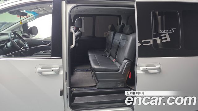 Hyundai Staria Tourer 9-Seater Modern 2025 — фото 11