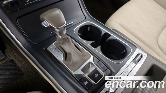 Kia Carnival (IV) Diesel 9-Seater Prestige 2021 — фото 9
