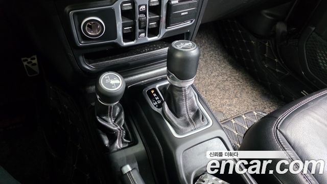 Jeep Wrangler (JL) 2.0 Sahara 4Door 2018 — фото 9
