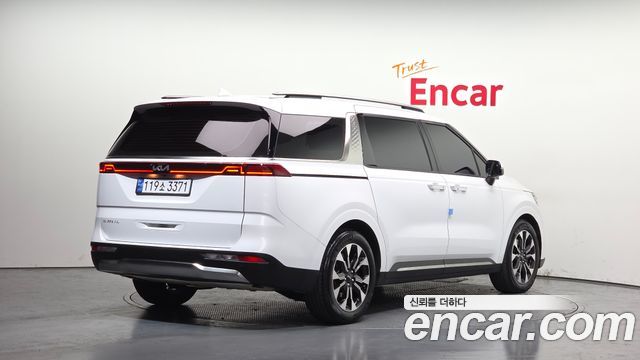 Kia Carnival (IV) Diesel 9-Seater Signature 2023 — фото 2