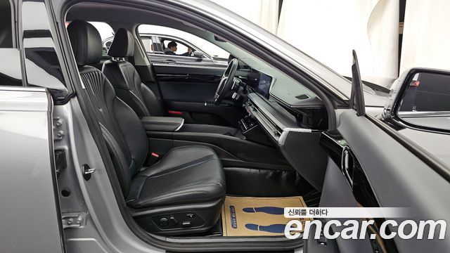 Hyundai Grandeur (GN7) 3.5 LPG 2WD (Taxi) Deluxe 2023 — фото 11