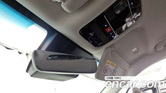 Hyundai Grandeur (GN7) 3.5 LPG 2WD (Taxi) Deluxe 2023 — фото 17