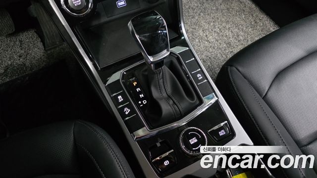 KG Mobility (SsangYong) Beautiful Korando Gasoline 1.5 2WD C5 Plus 2022 — фото 9