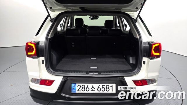 KG Mobility (SsangYong) Beautiful Korando Gasoline 1.5 2WD C5 Plus 2022 — фото 20