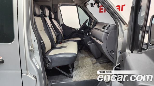 Renault Korea Master 2.3 15-Seater 2020 — фото 11
