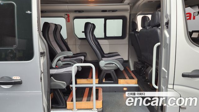 Renault Korea Master 2.3 15-Seater 2020 — фото 12