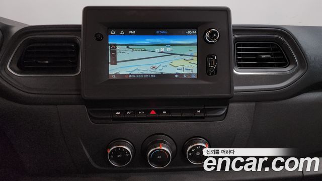 Renault Korea Master 2.3 15-Seater 2020 — фото 15