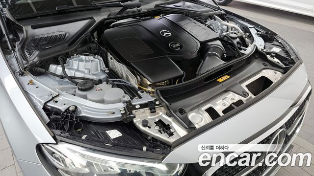 Mercedes-Benz E-Class (W214) E200 Avantgarde Limited 2025 — фото 6