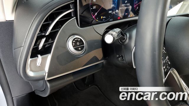 Mercedes-Benz E-Class (W214) E200 Avantgarde Limited 2025 — фото 18
