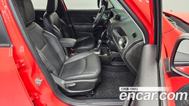 Jeep Renegade 2.4 Limited 2020 — фото 10