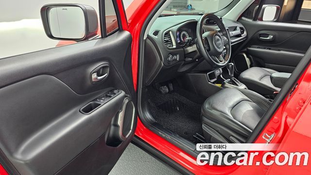Jeep Renegade 2.4 Limited 2020 — фото 11