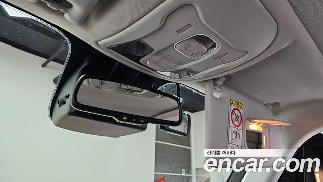 Jeep Renegade 2.4 Limited 2020 — фото 19