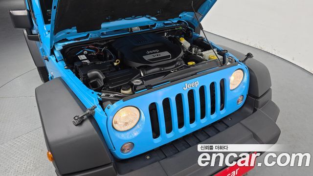Jeep Wrangler (JK) 3.6 Sport 2Door 2017 — фото 6