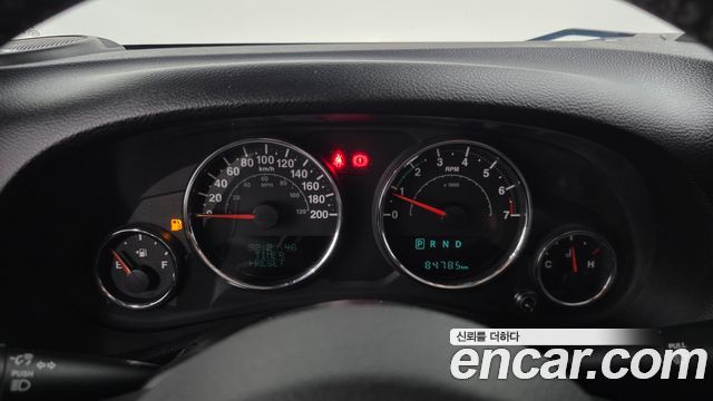 Jeep Wrangler (JK) 3.6 Sport 2Door 2017 — фото 8