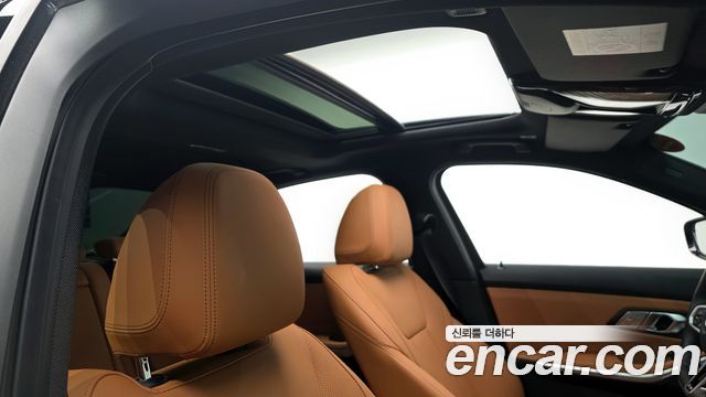BMW 3 Series (G20) 320i M Sport 2025 — фото 18