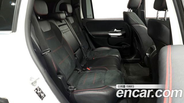 Mercedes-Benz GLB-Class (X247) GLB250 4MATIC 2021 — фото 12
