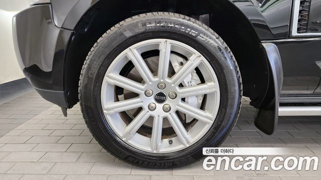 Land Rover Range Rover V8 5.0 Supercharged 2012 — фото 5