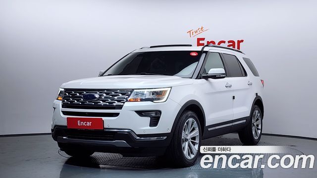 Ford Explorer 2.3 Limited 4WD 5th
