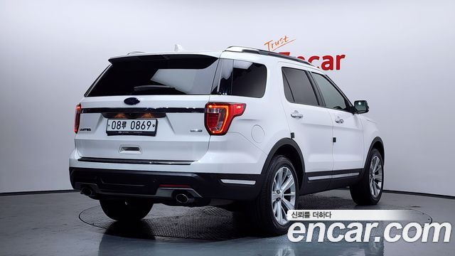 Ford Explorer 2.3 Limited 4WD 5th 2019 — фото 2