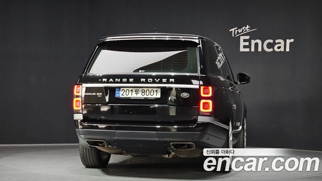 Land Rover Range Rover (IV) D350 Vogue SE Disel 2021 — фото 4