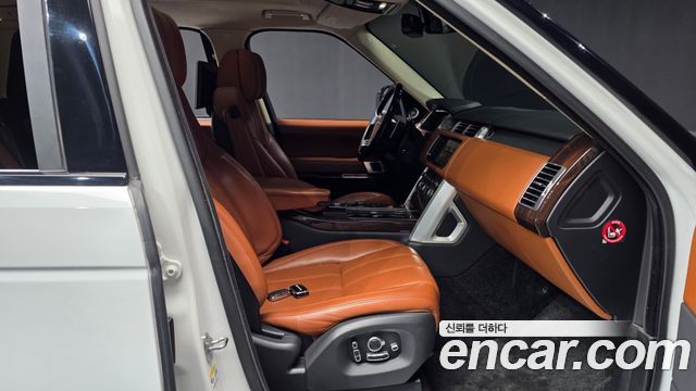 Land Rover Range Rover (IV) 4.4 SDV8 AB LWB DIESEL 2016 — фото 15