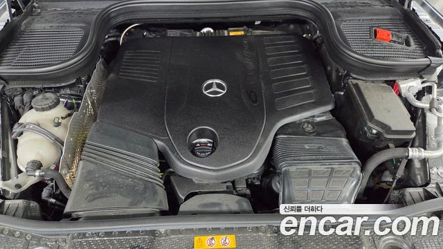 Mercedes-Benz GLE-Class (W167) GLE450 4MATIC 2025 — фото 6
