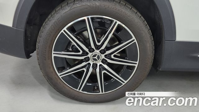 Mercedes-Benz EQB (X243) EQB300 4MATIC AMG Line 2025 — фото 5